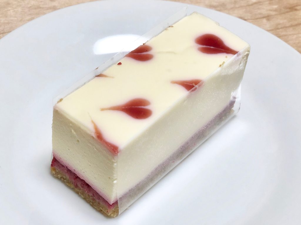 お取り寄せ(楽天) 砂糖不使用 ホワイトベリーのレアチーズケーキ ホール 価格2,786円 (税込)